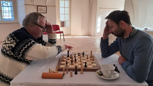 Rodinný duel otce a syna na zámku